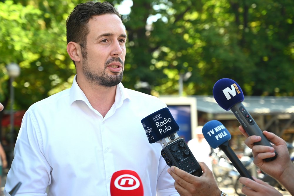 Sini&scaron;a Gordić (Snimila Nina Ljubić)