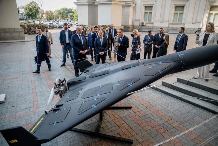 (Ukrainian Foreign Ministry press-service / AFP) 