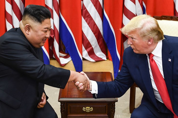 (Foto: Brendan SMIALOWSKI / AFP)