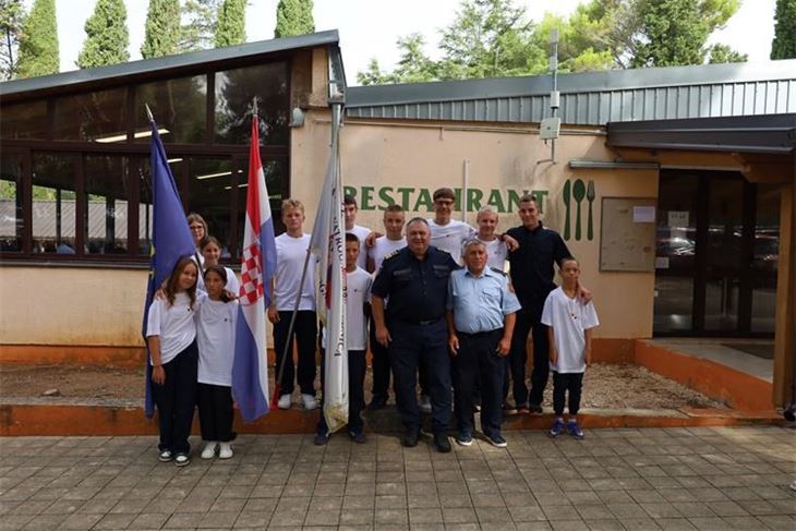 (Hrvatska vatrogasna zajednica)