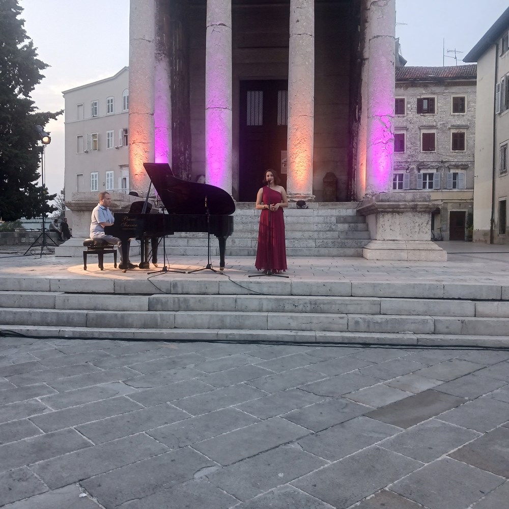 (Vanesa Begić)