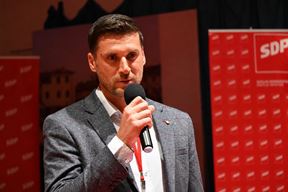 (Press SDP IŽ)