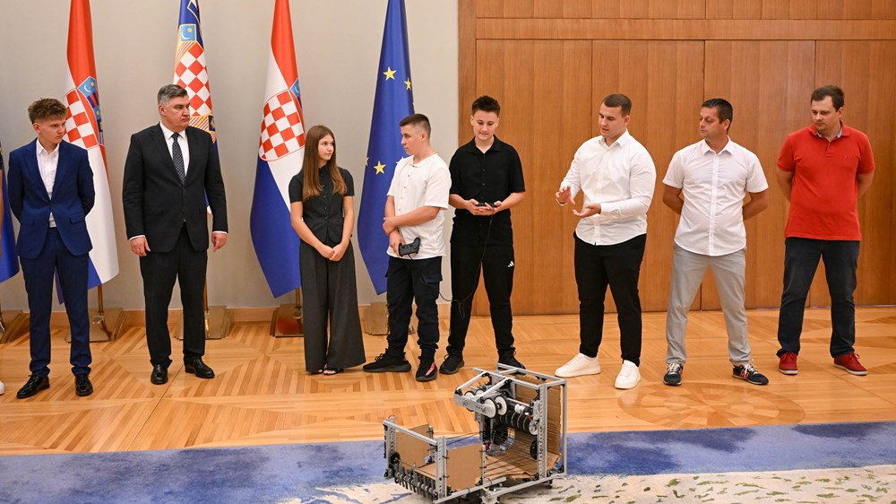 (Ured predsjednika Republike Hrvatske / Dario Andri&scaron;ek)