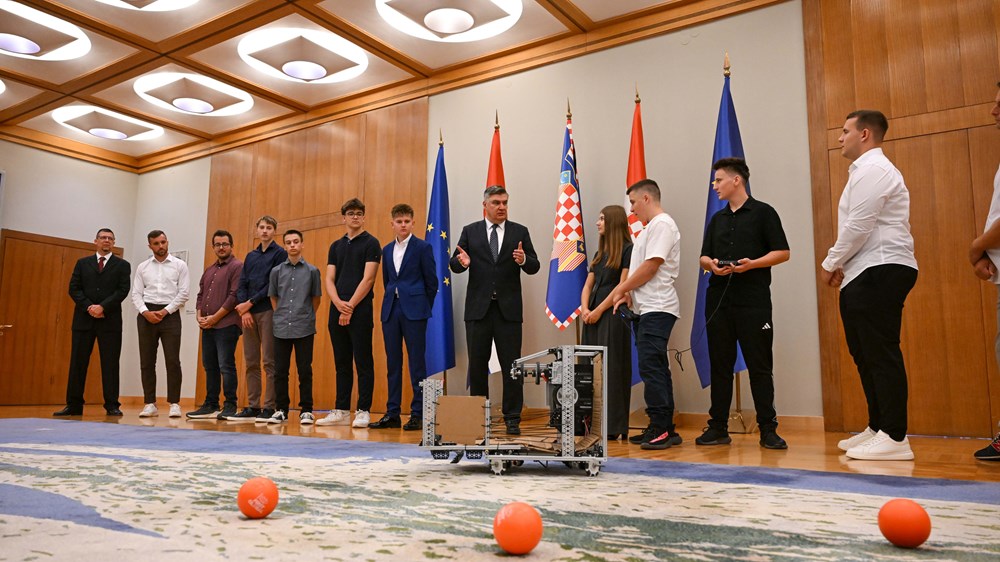 (Ured predsjednika Republike Hrvatske / Dario Andri&scaron;ek)