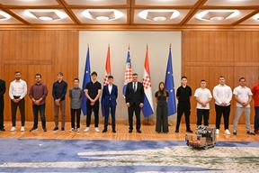 (Ured predsjednika Republike Hrvatske / Dario Andrišek)