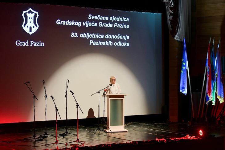 (Grad Pazin)
