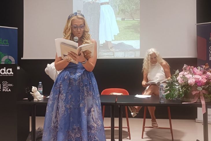 Daniela Ella Mastikosa (Snimila Vanesa Begić)