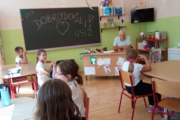 (USIŽ)