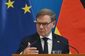 (Photo by Attila KISBENEDEK / AFP)