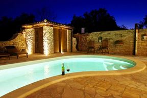 Villa Milica, Pula