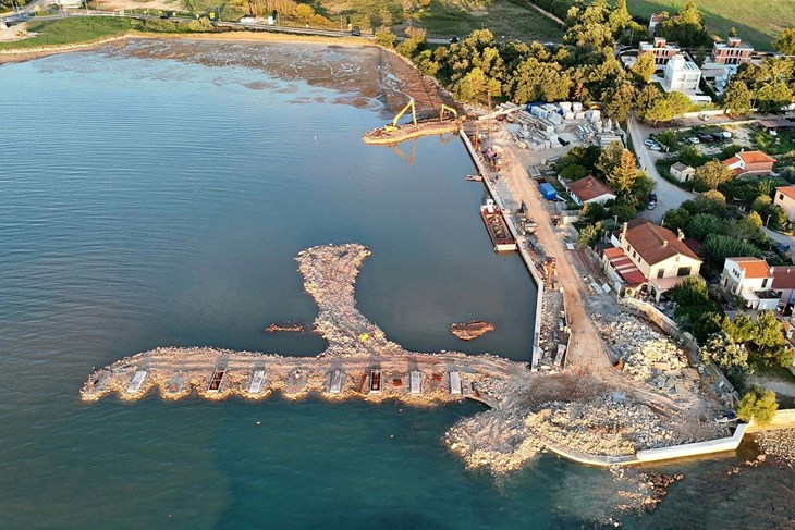 (Lučka kapetanija Novigrad - Umag)