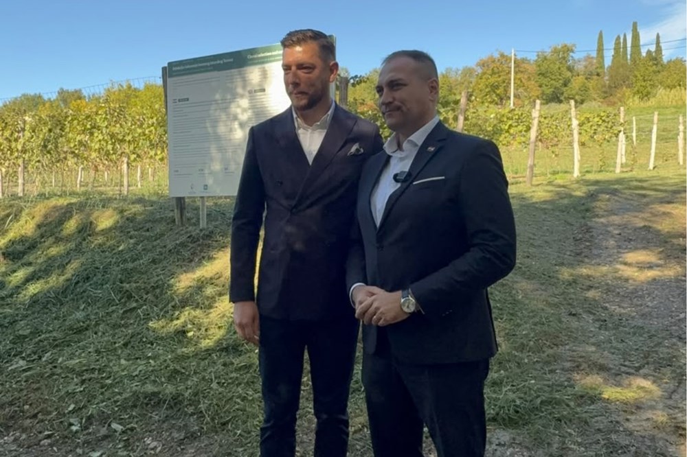 (Ministarstvo poljoprivrede, &scaron;umarstva i ribarstva)