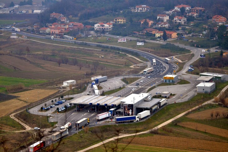 Granični prijelaz Kaštel