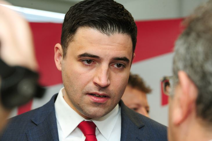 Davor Bernardić (M. MIJOŠEK)
