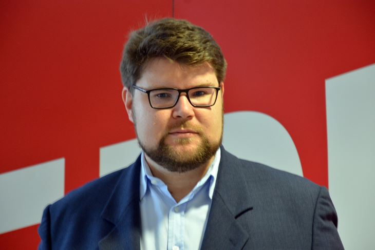 (N. LAZAREVIĆ)
