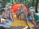 Ruski turisti guštaju u hladovini (D. MEMEDOVIĆ)