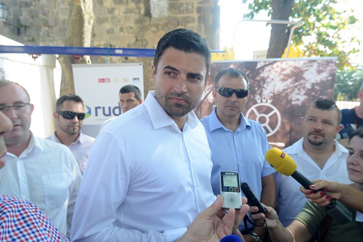 (D. ŠTIFANIĆ)