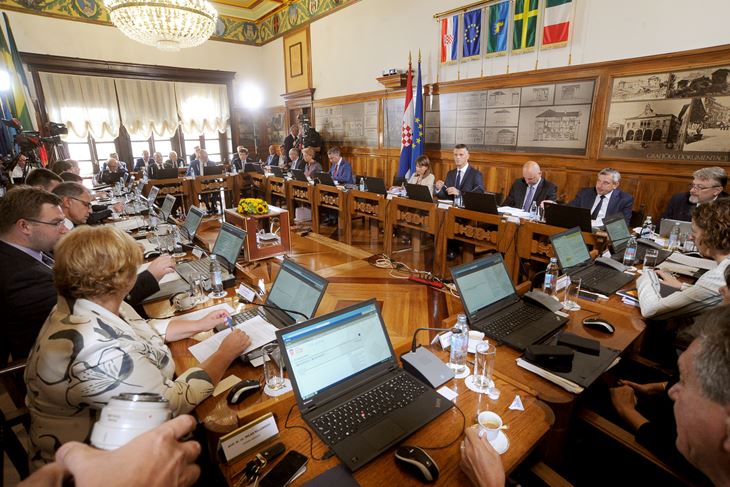 (M. MIJOŠEK)