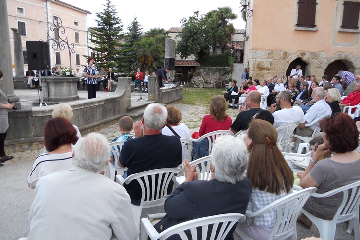 Pjesnički susret "Verši na šterni"